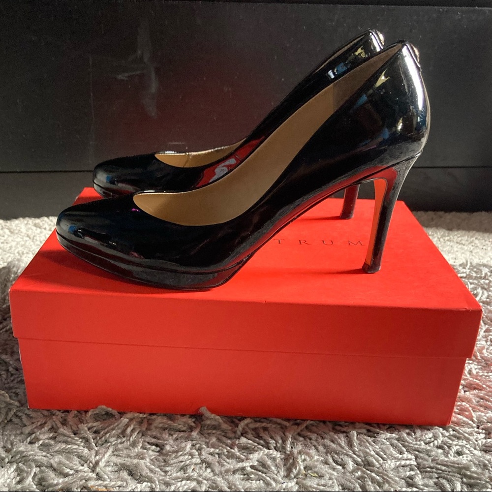 Ivanka Trump “Sophia” black patent leather heels